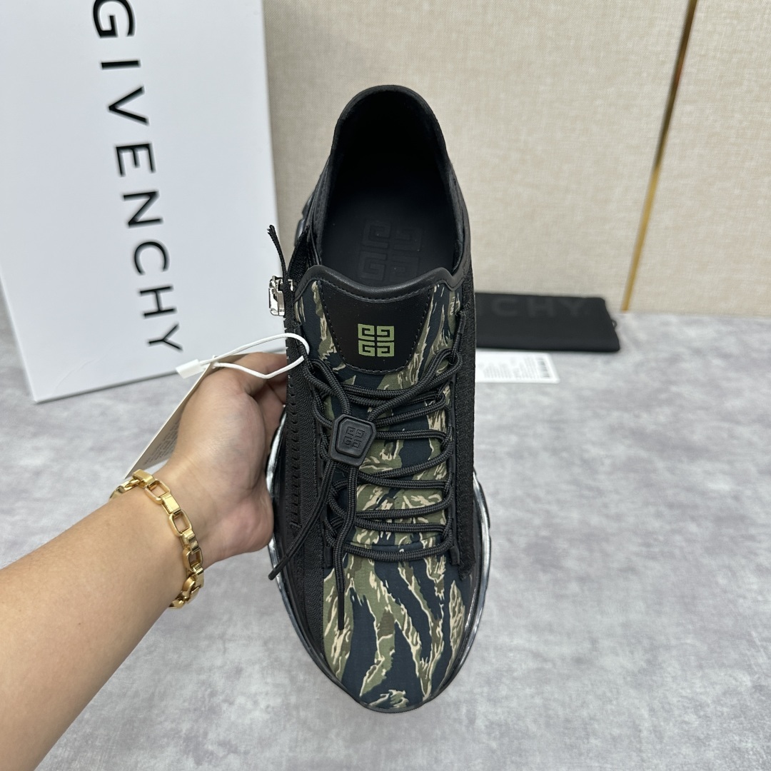 💋💍GVX 新品 Givench* 纪梵~希 SPECTRE慢跑低帮拉链休闲鞋 这款运动鞋采用进口