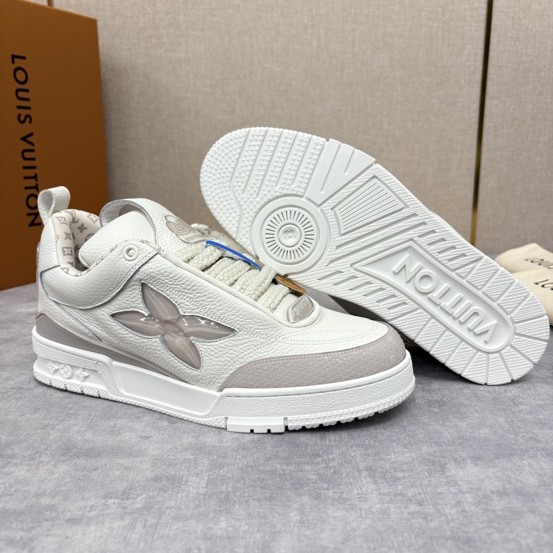 💋💍L家新品 SKATE 复古运动鞋面包鞋 官方 11,100 本款 L*V Skate 运动鞋
