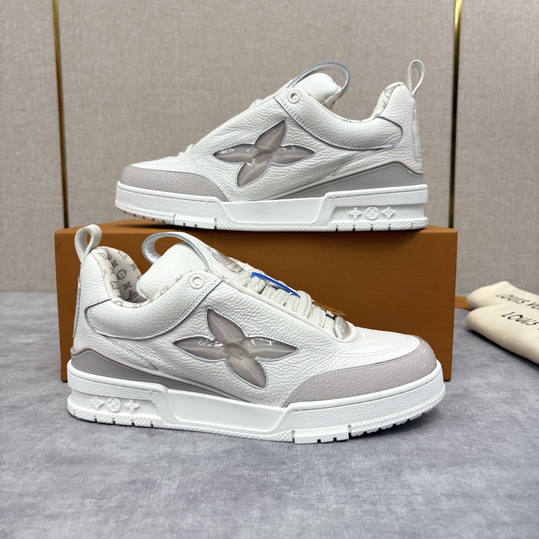 💋💍L家新品 SKATE 复古运动鞋面包鞋 官方 11,100 本款 L*V Skate 运动鞋