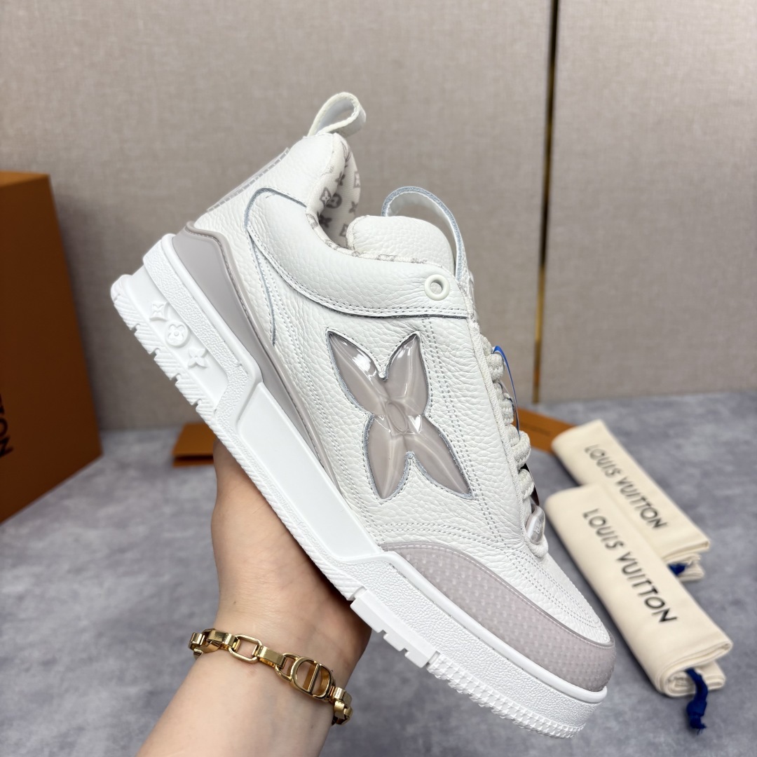 💋💍L家新品 SKATE 复古运动鞋面包鞋 官方 11,100 本款 L*V Skate 运动鞋