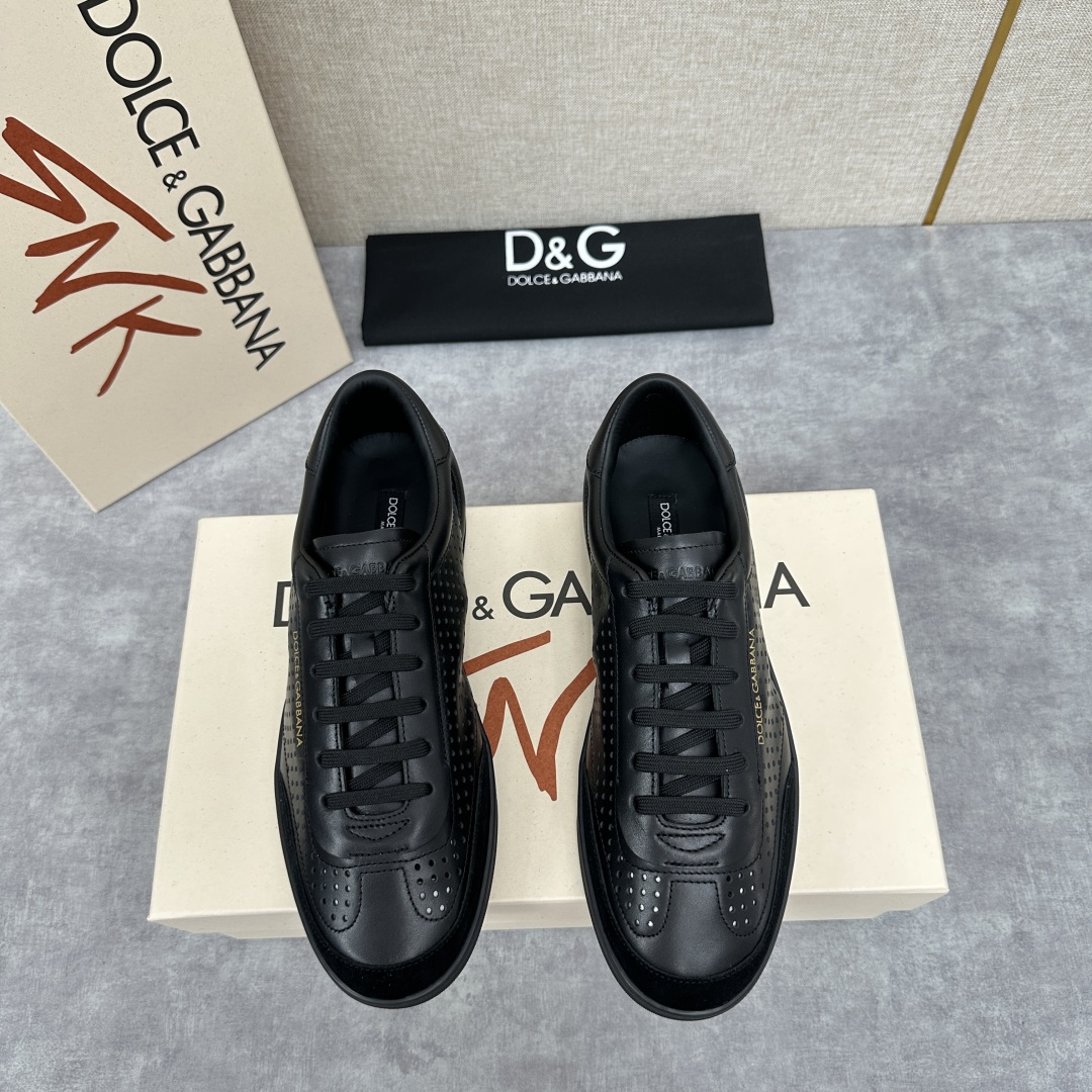 💋💍DG家新品  杜嘉-班纳  轻便休闲运动鞋板鞋     永恒经典的SAINT TROPEZ系列夏季轻
