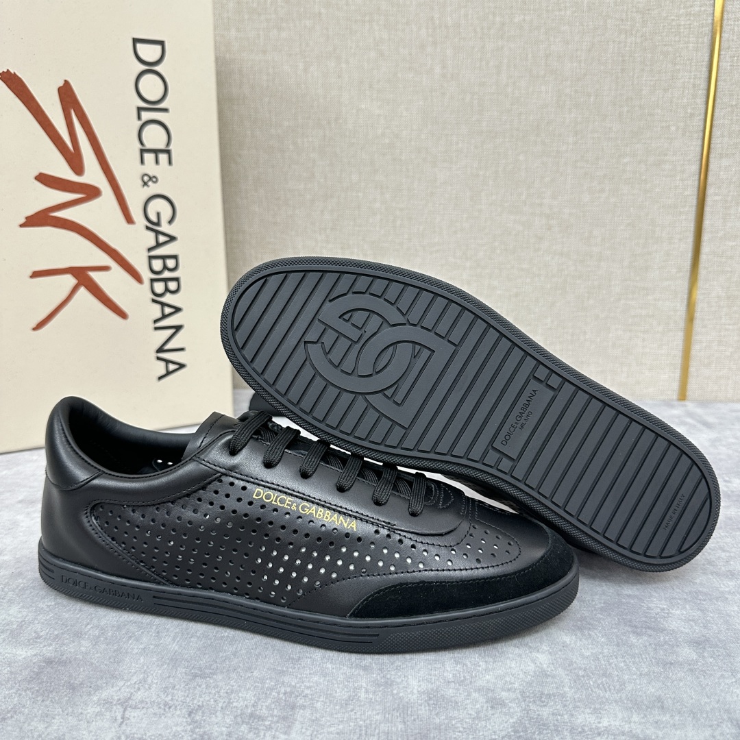 💋💍DG家新品  杜嘉-班纳  轻便休闲运动鞋板鞋     永恒经典的SAINT TROPEZ系列夏季轻