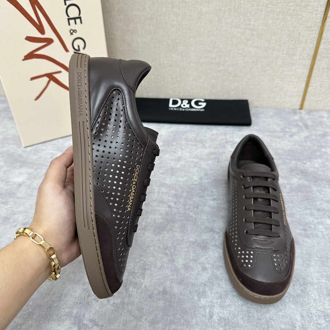 💋💍DG家新品 杜嘉-班纳 轻便休闲运动鞋板鞋 永恒经典的SAINT TROPEZ系列夏季轻