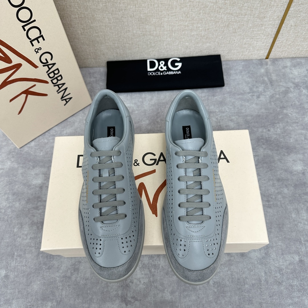 💋💍DG家新品  杜嘉-班纳  轻便休闲运动鞋板鞋     永恒经典的SAINT TROPEZ系列夏季轻