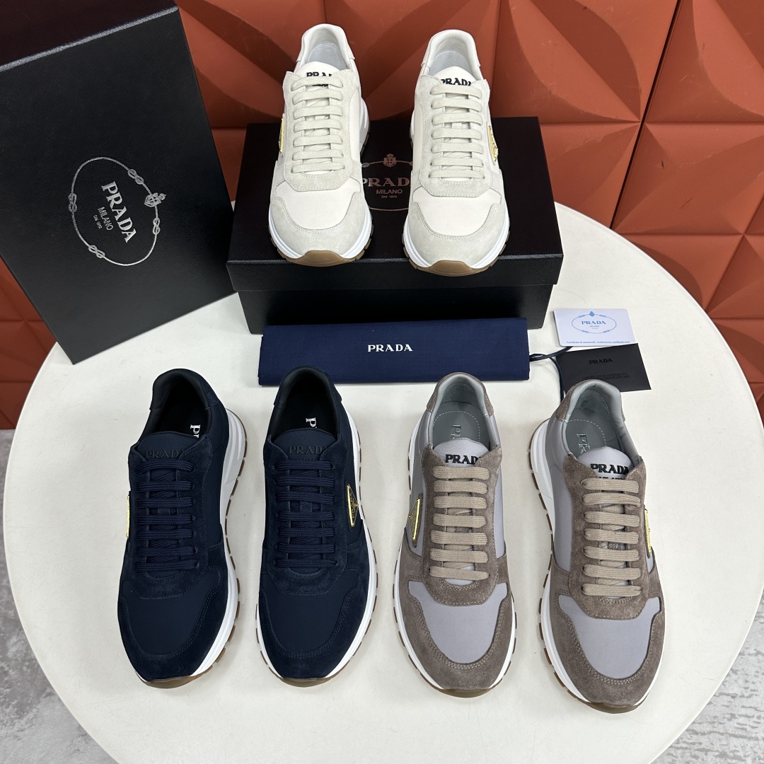 💋💍P家 普拉-达 PRA运动慢跑鞋新品  官方8,200 采用进口牛皮拼接打造 PRAX 1 运动鞋融