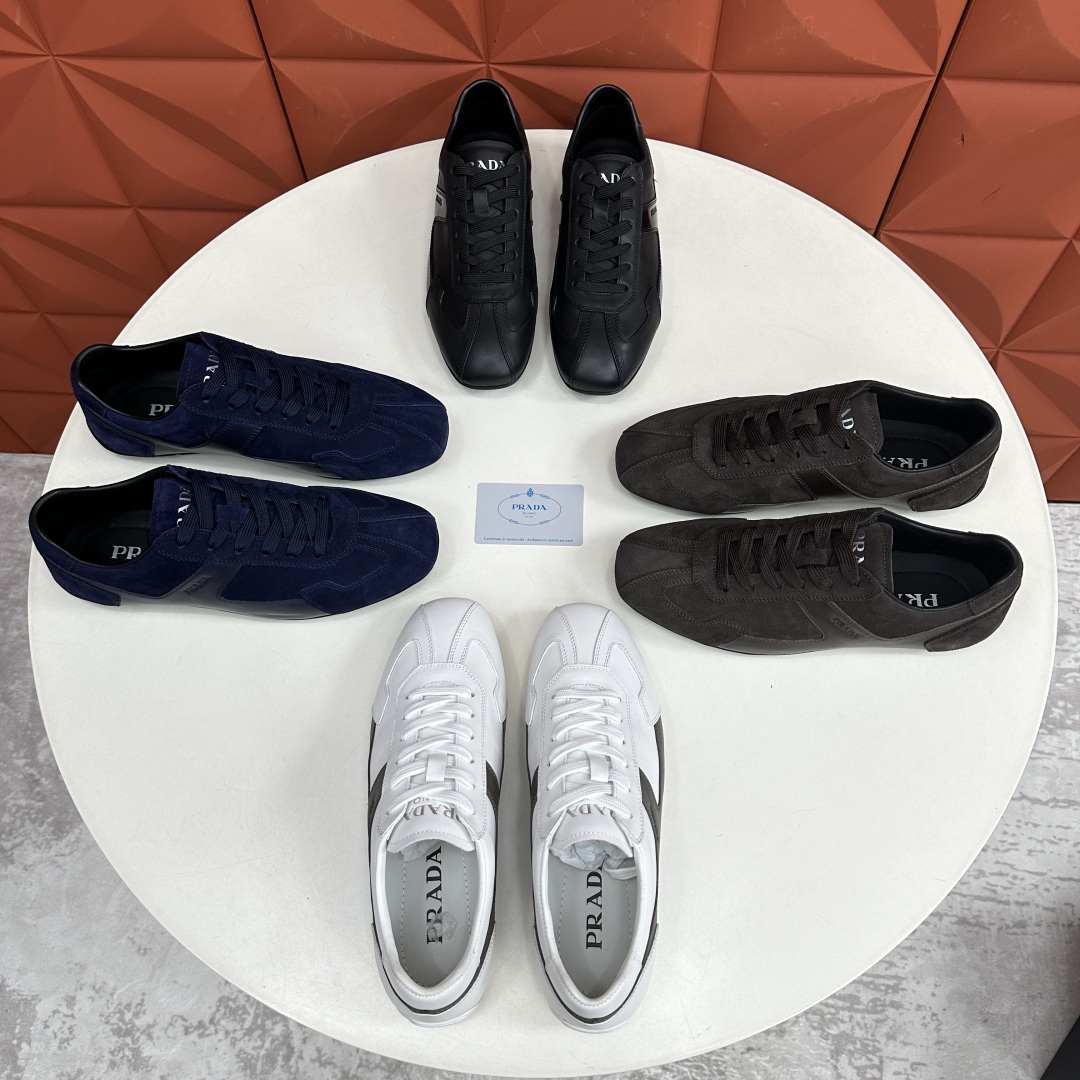 💋💍P家新品  Prad* 红标系列慢跑运动鞋 官方6800 采用全牛皮拼接翻毛皮打造，极具Prad* 