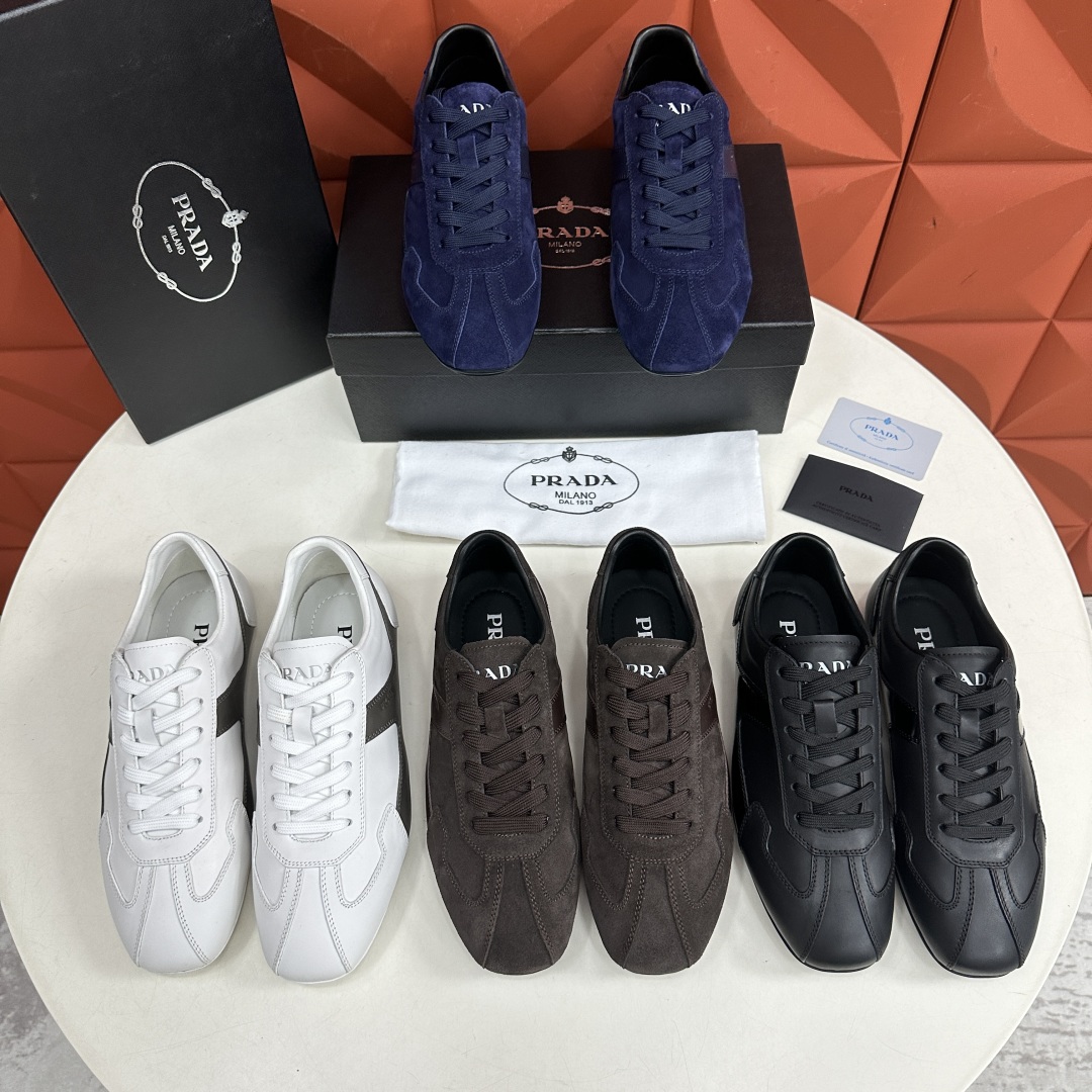 💋💍P家新品  Prad* 红标系列慢跑运动鞋 官方6800 采用全牛皮拼接翻毛皮打造，极具Prad* 