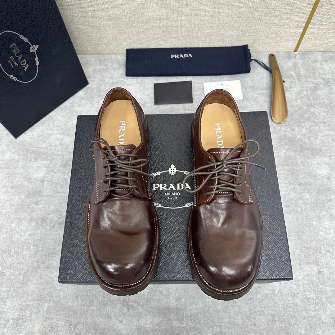 💋💍p家新品  Prad*男士正装👔鞋皮鞋  固特异工艺  采用进口小牛皮材质水洗 .做旧风格更新男士品