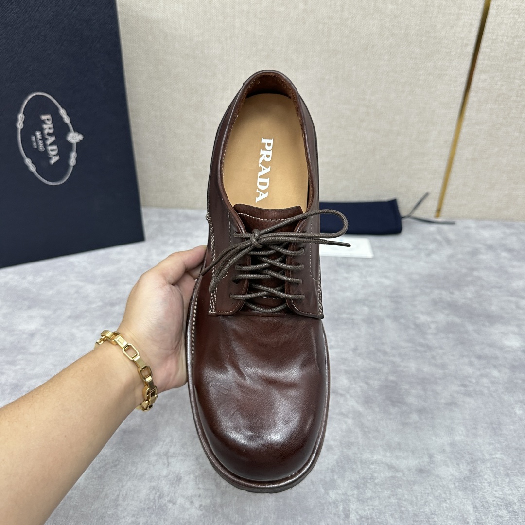 💋💍p家新品  Prad*男士正装👔鞋皮鞋  固特异工艺  采用进口小牛皮材质水洗 .做旧风格更新男士品