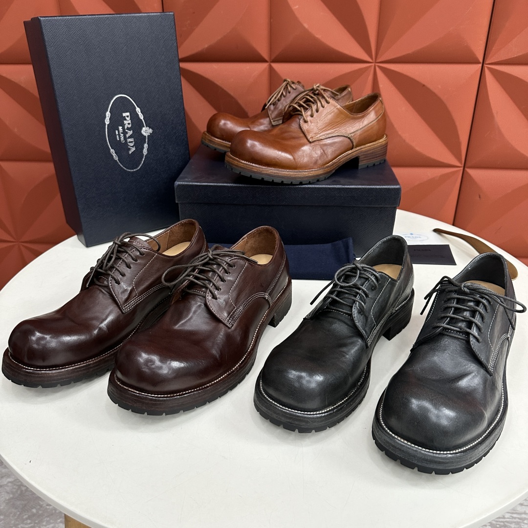 💋💍p家新品  Prad*男士正装👔鞋皮鞋  固特异工艺  采用进口小牛皮材质水洗 .做旧风格更新男士品