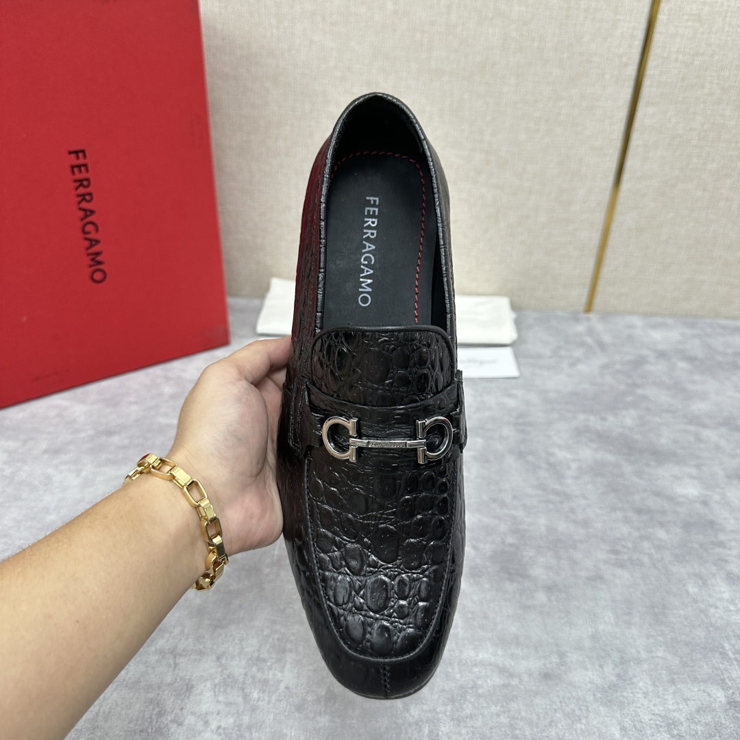 💋💍SF家 菲拉~格慕FERRAGAM* 新品乐福鞋皮鞋 莫卡辛鞋 官方8,600