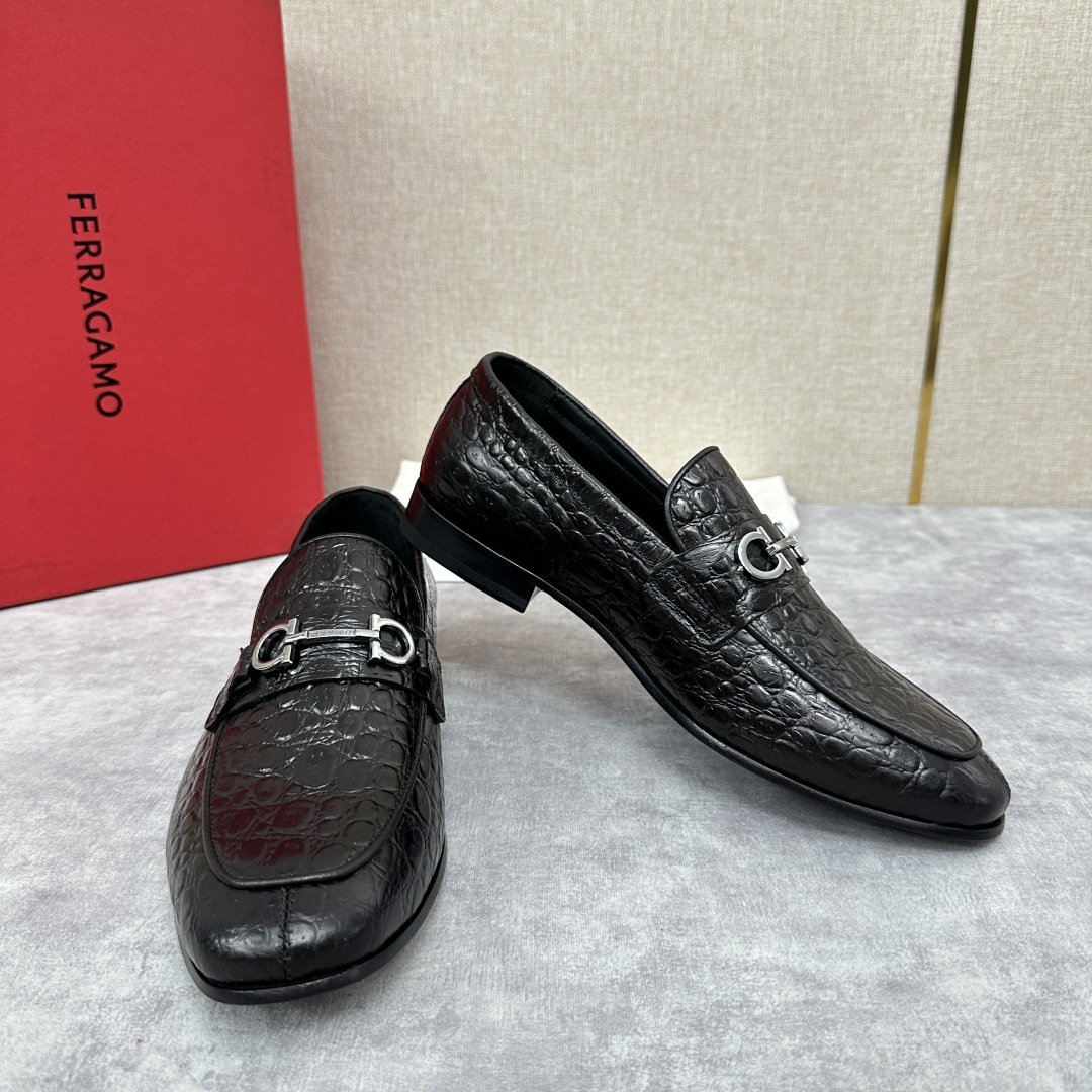 💋💍SF家 菲拉~格慕FERRAGAM* 新品乐福鞋皮鞋 莫卡辛鞋 官方8,600
