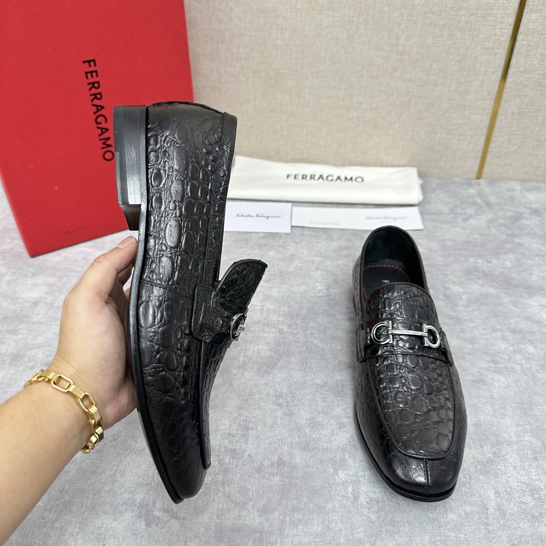 💋💍SF家 菲拉~格慕FERRAGAM* 新品乐福鞋皮鞋 莫卡辛鞋 官方8,600