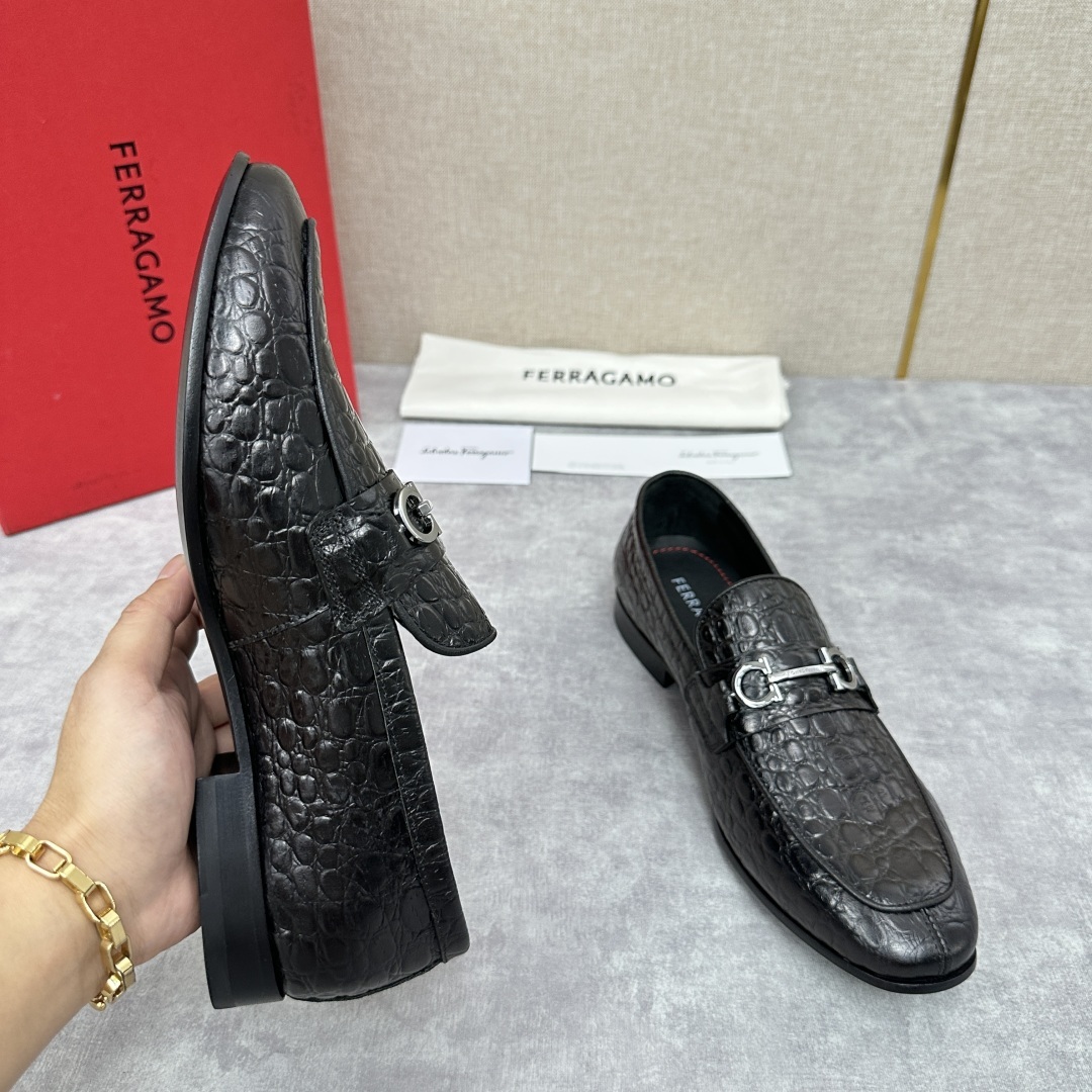 💋💍SF家 菲拉~格慕FERRAGAM* 新品乐福鞋皮鞋 莫卡辛鞋 官方8,600