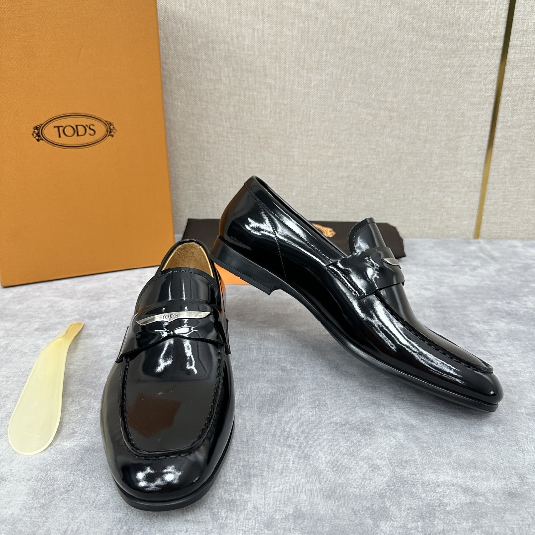 💋💍TOD*S 新品   托德-斯  皮革乐福鞋皮鞋    官方   6,600   本款乐福鞋设计简约