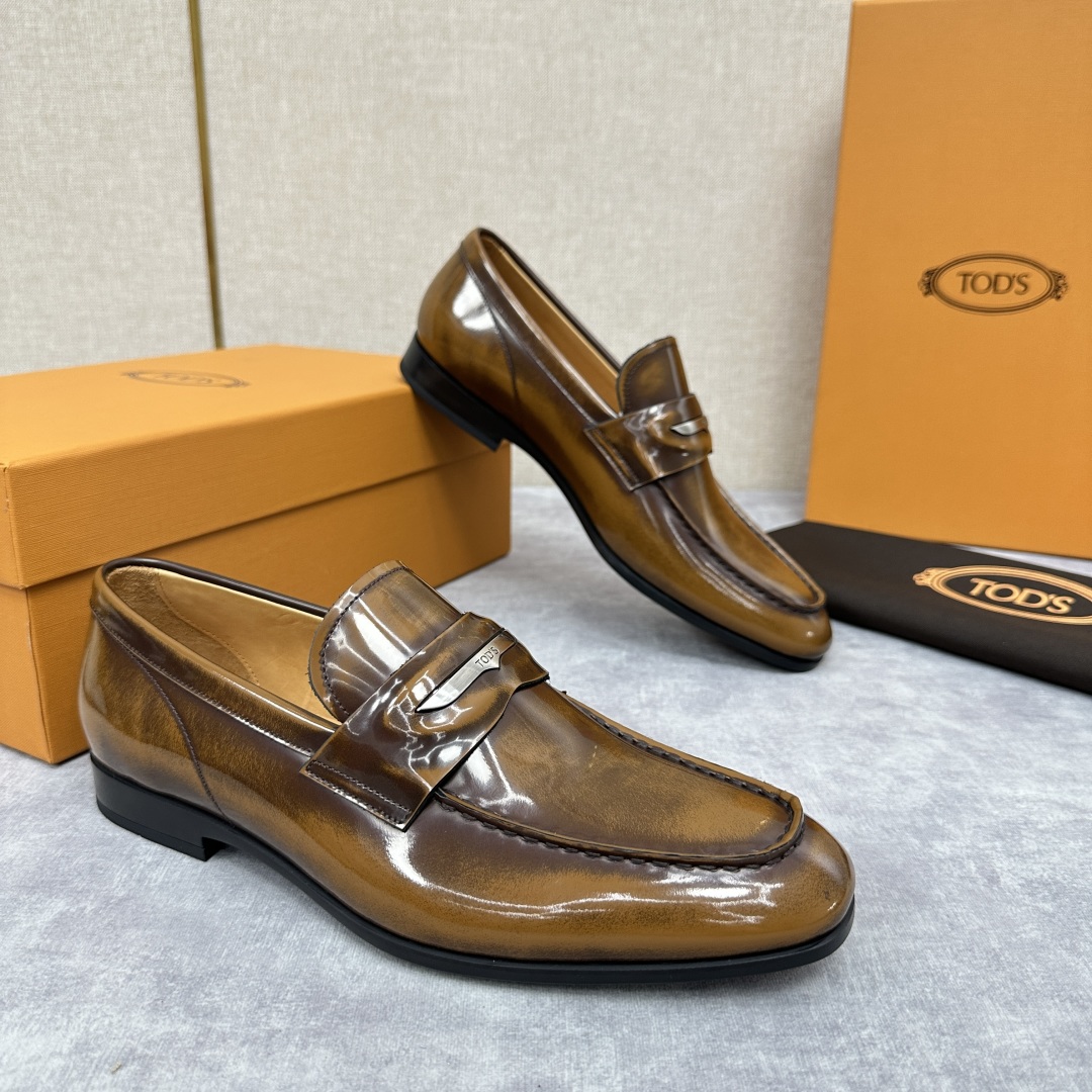💋💍TOD*S 新品   托德-斯  皮革乐福鞋皮鞋    官方   6,600   本款乐福鞋设计简约