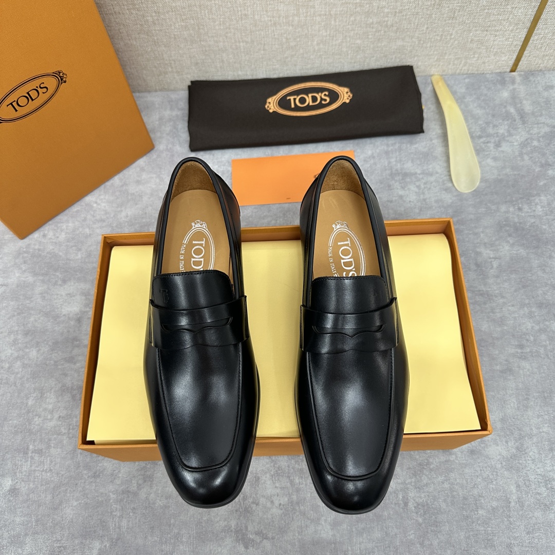💋💍TOD*S 新品   托德-斯  皮革乐福鞋皮鞋    官方   6,600   本款乐福鞋设计简约