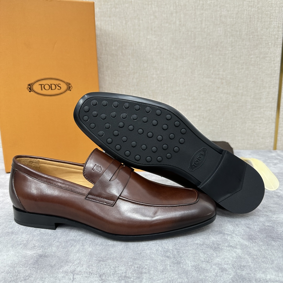 💋💍TOD*S 新品   托德-斯  皮革乐福鞋皮鞋    官方   6,600   本款乐福鞋设计简约