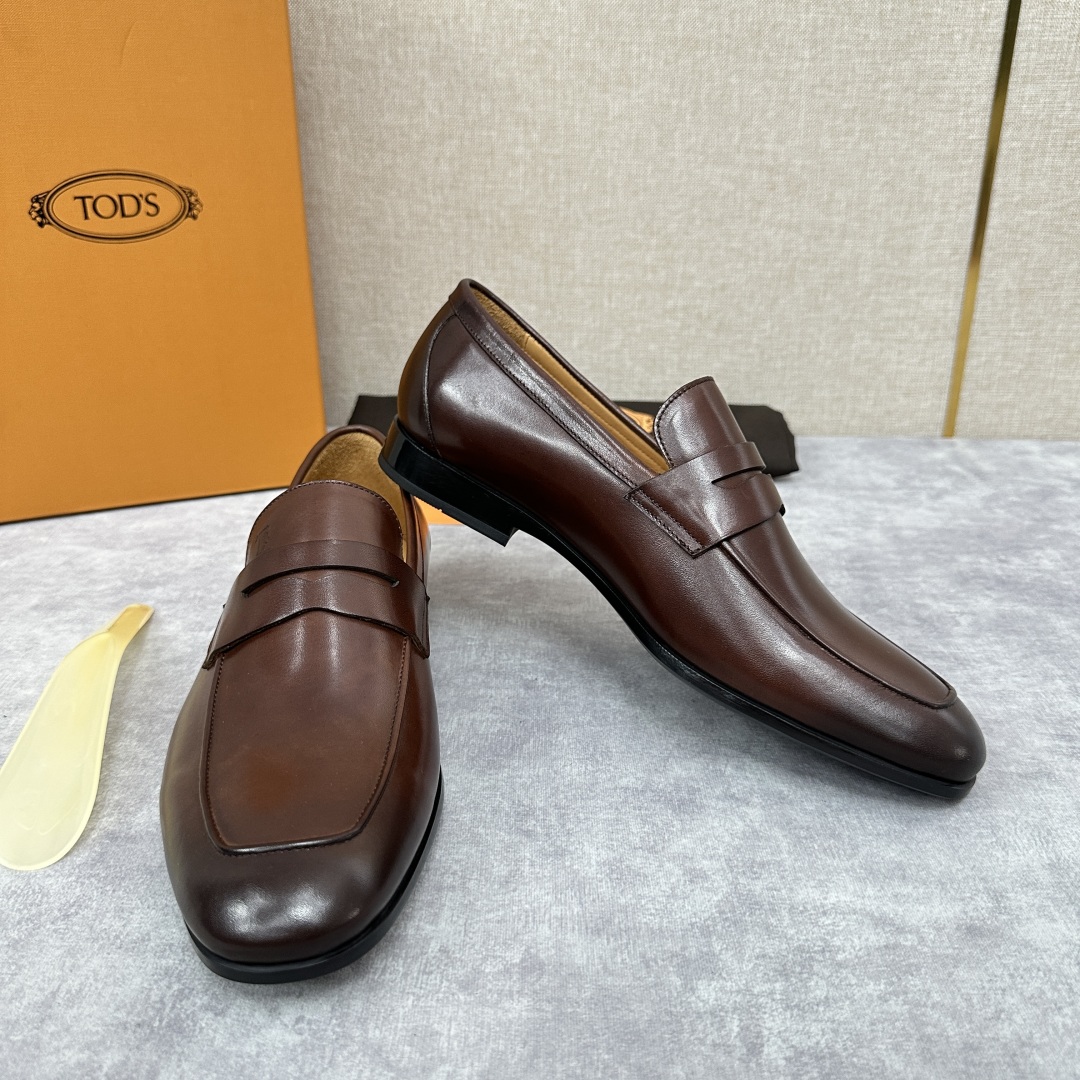 💋💍TOD*S 新品   托德-斯  皮革乐福鞋皮鞋    官方   6,600   本款乐福鞋设计简约