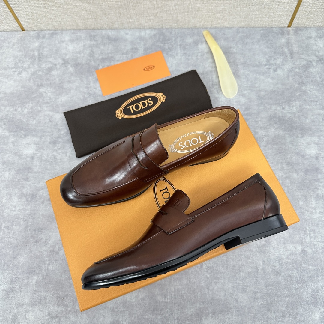 💋💍TOD*S 新品   托德-斯  皮革乐福鞋皮鞋    官方   6,600   本款乐福鞋设计简约