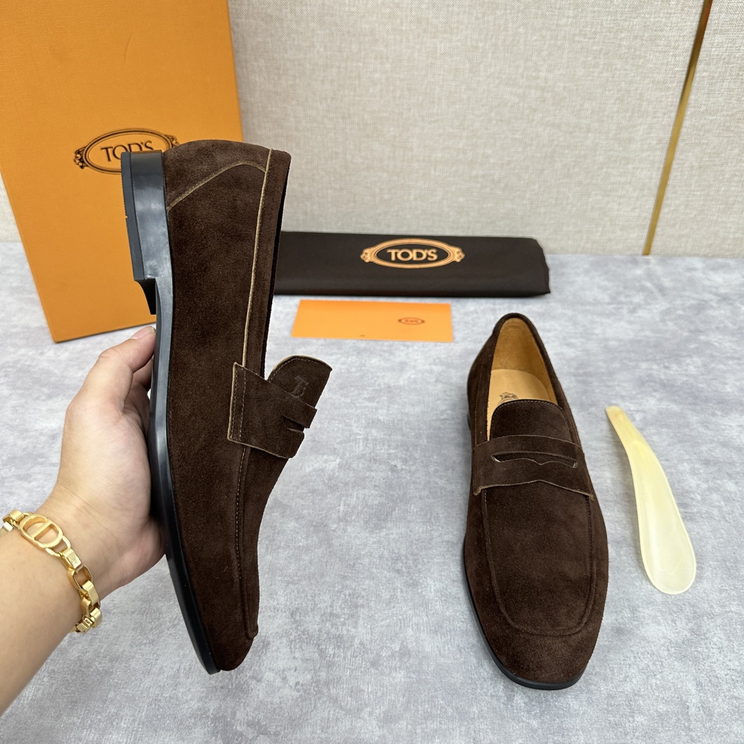 💋💍TOD*S 新品   托德-斯  皮革乐福鞋皮鞋    官方   6,600   本款乐福鞋设计简约