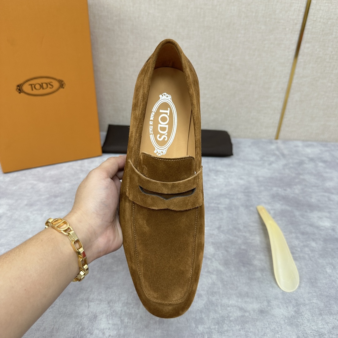 💋💍TOD*S 新品   托德-斯  皮革乐福鞋皮鞋    官方   6,600   本款乐福鞋设计简约