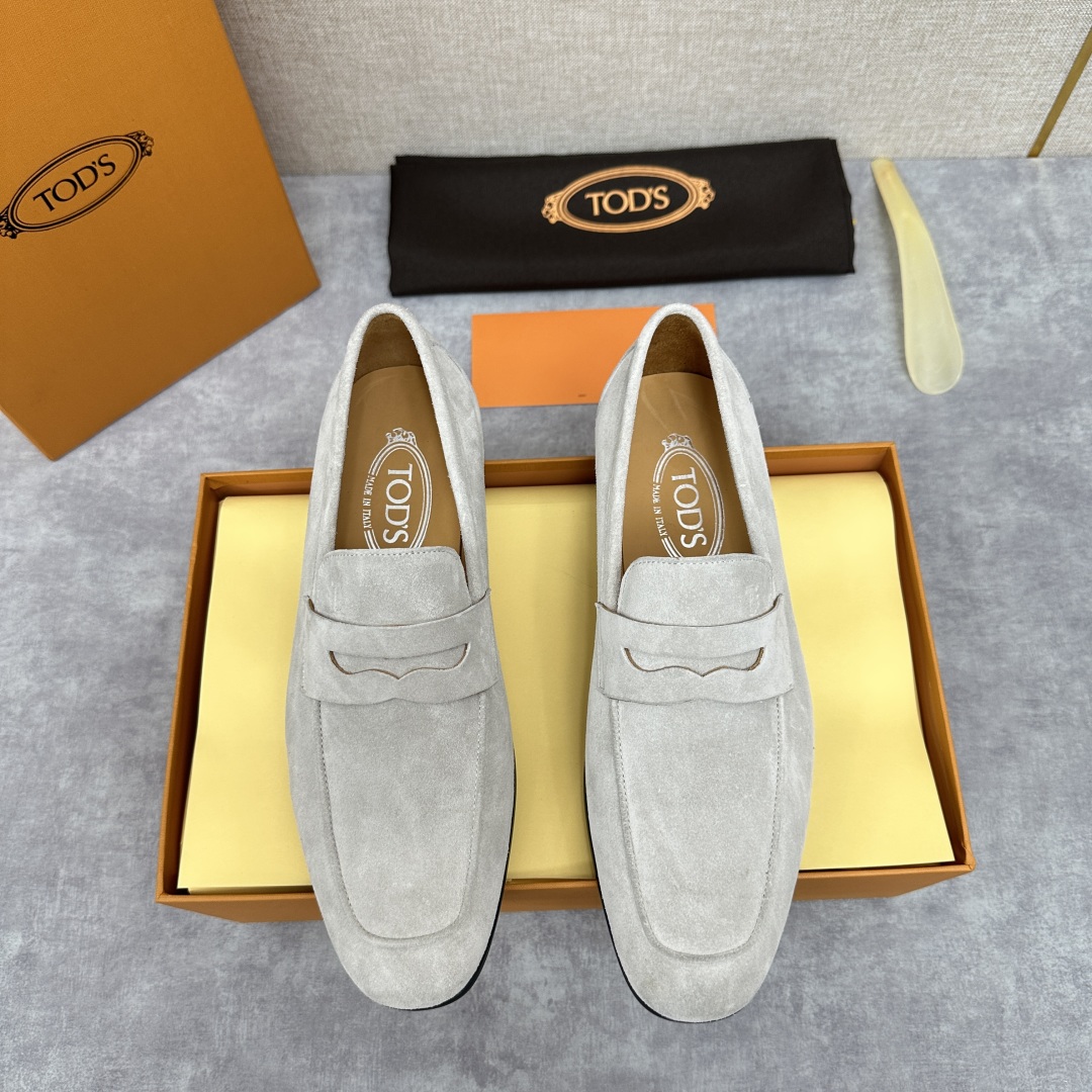 💋💍TOD*S 新品   托德-斯  皮革乐福鞋皮鞋    官方   6,600   本款乐福鞋设计简约