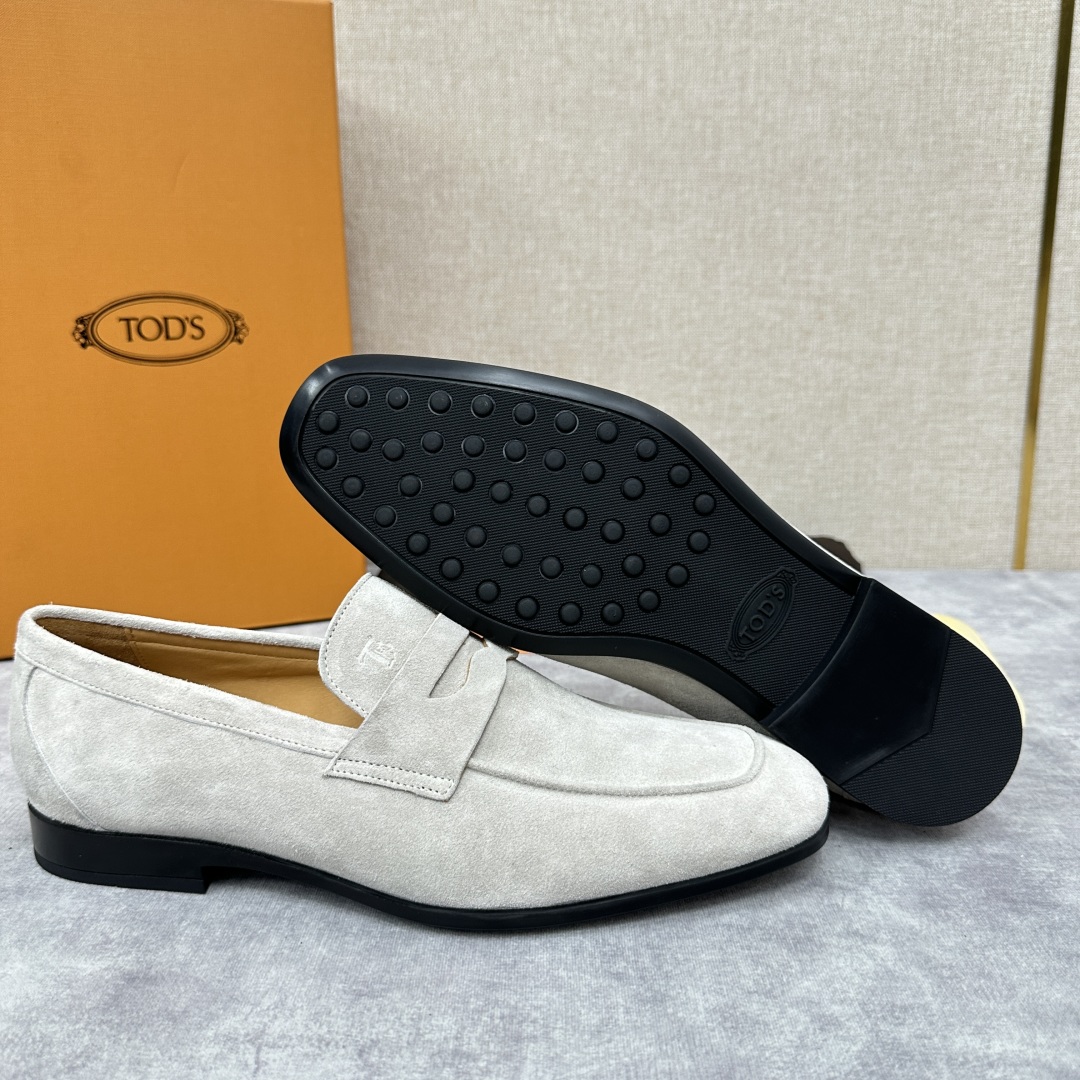 💋💍TOD*S 新品   托德-斯  皮革乐福鞋皮鞋    官方   6,600   本款乐福鞋设计简约
