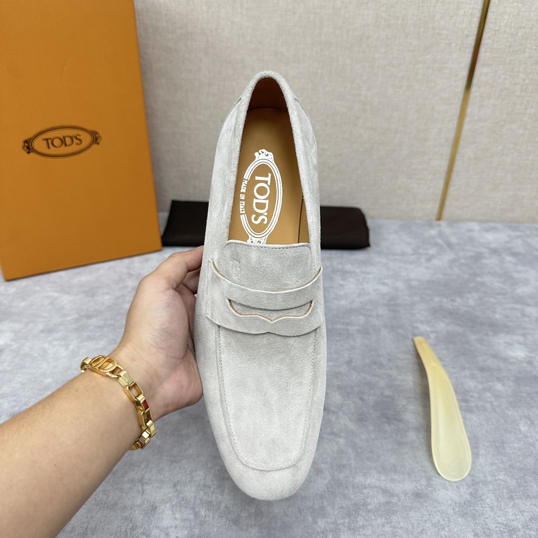 💋💍TOD*S 新品   托德-斯  皮革乐福鞋皮鞋    官方   6,600   本款乐福鞋设计简约
