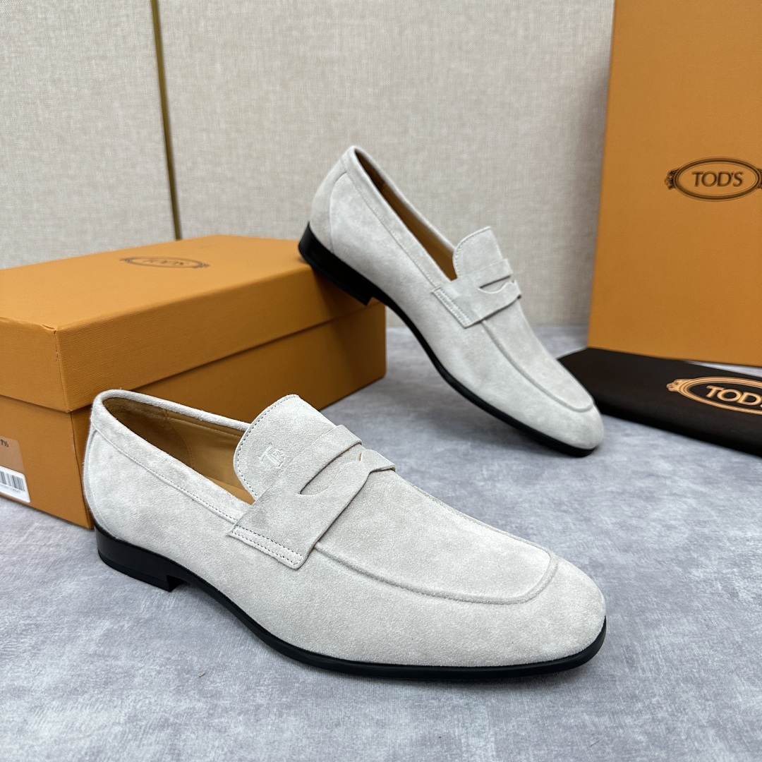 💋💍TOD*S 新品   托德-斯  皮革乐福鞋皮鞋    官方   6,600   本款乐福鞋设计简约