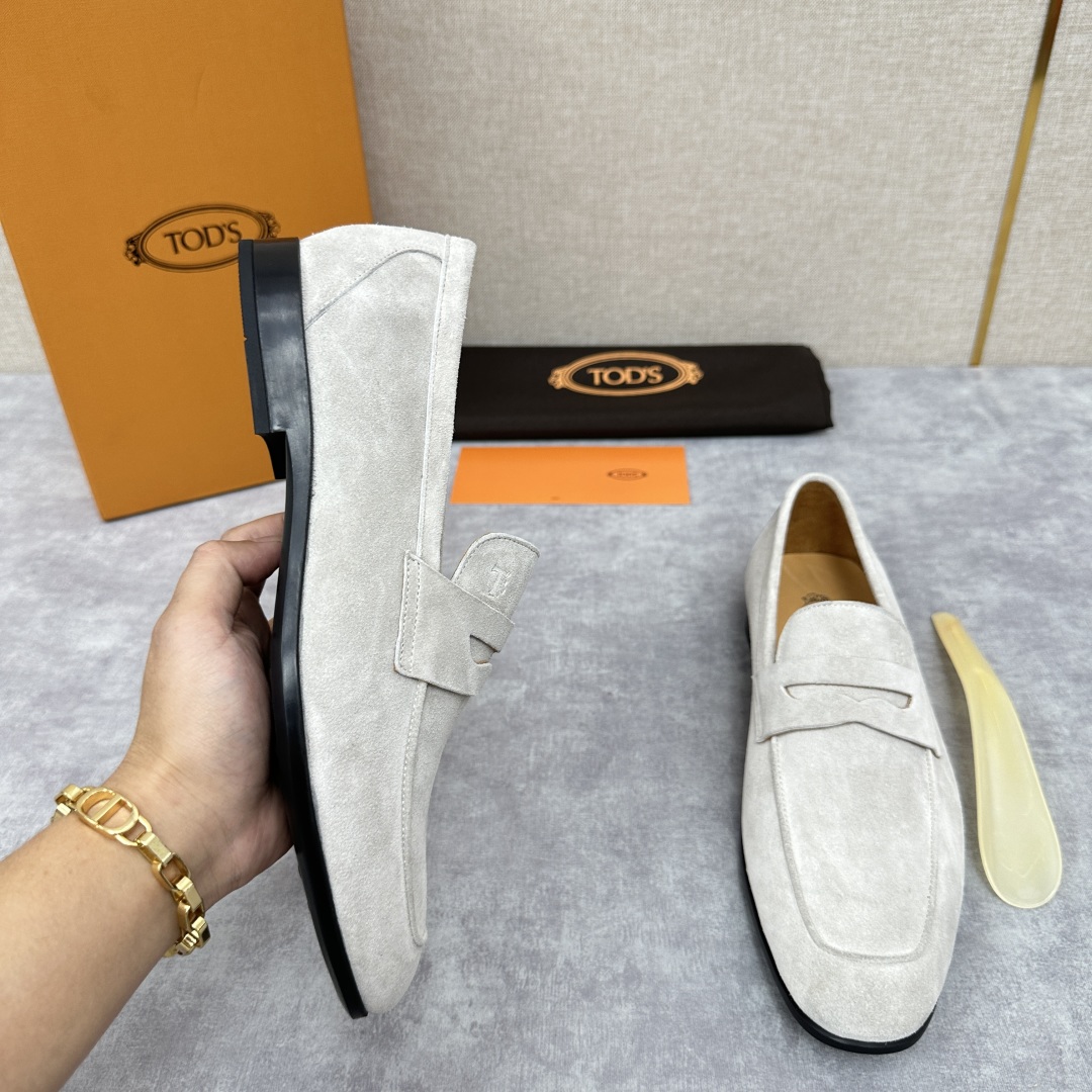 💋💍TOD*S 新品   托德-斯  皮革乐福鞋皮鞋    官方   6,600   本款乐福鞋设计简约