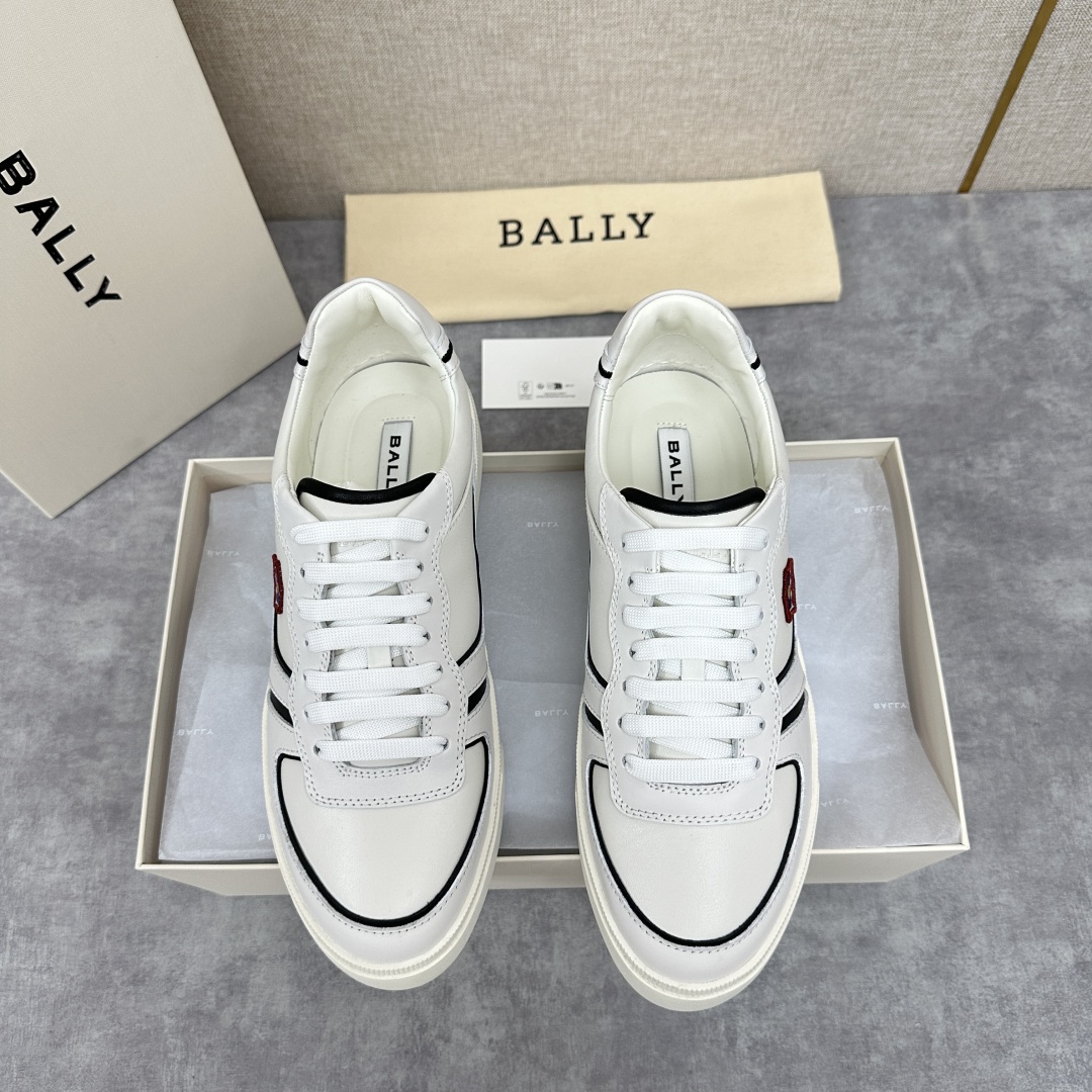 💋💍BL家新品  BAL*Y/巴-利 男士皮革休闲运动鞋出货
，经典休闲运动鞋型，鞋面采用小牛皮和绒面皮