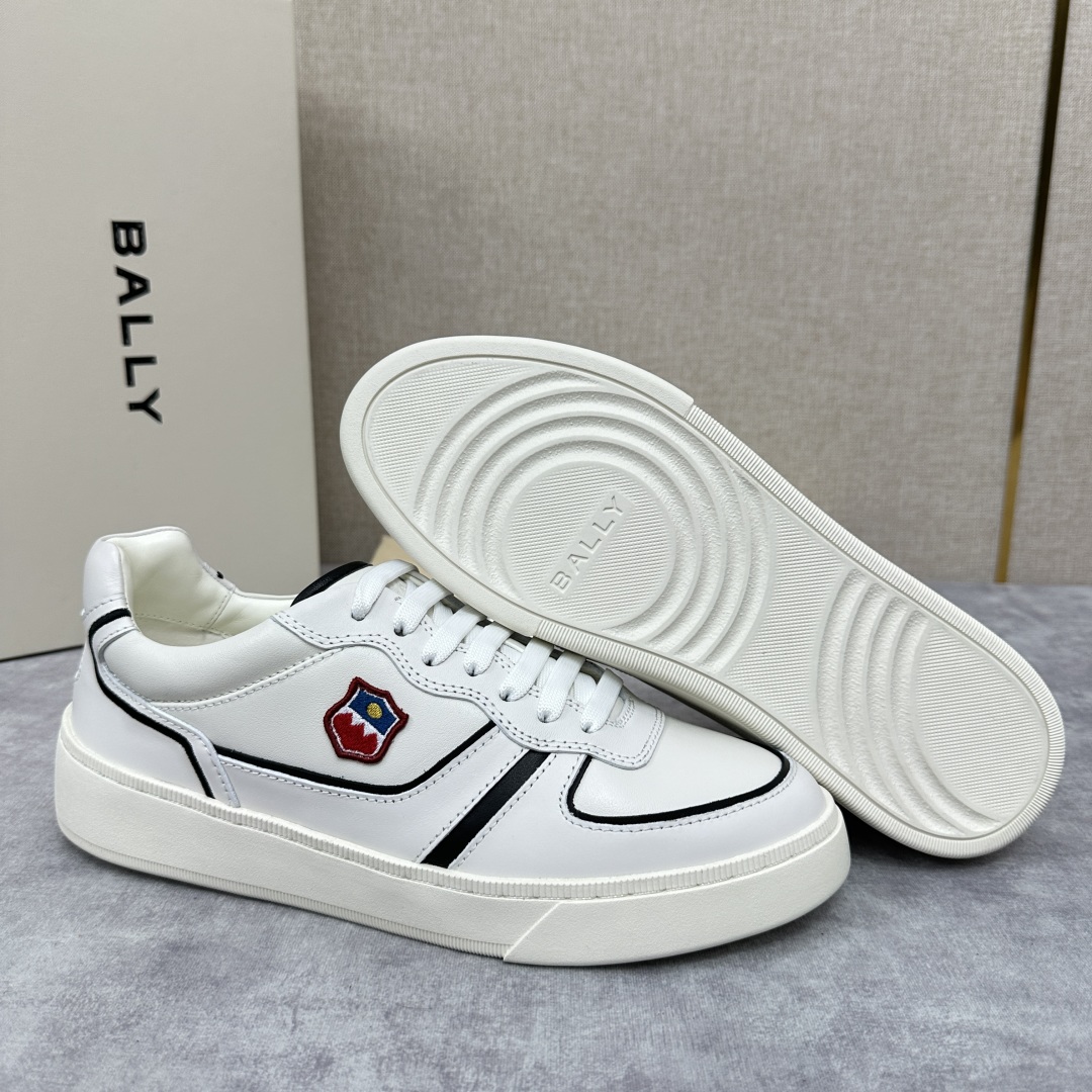 💋💍BL家新品  BAL*Y/巴-利 男士皮革休闲运动鞋出货
，经典休闲运动鞋型，鞋面采用小牛皮和绒面皮