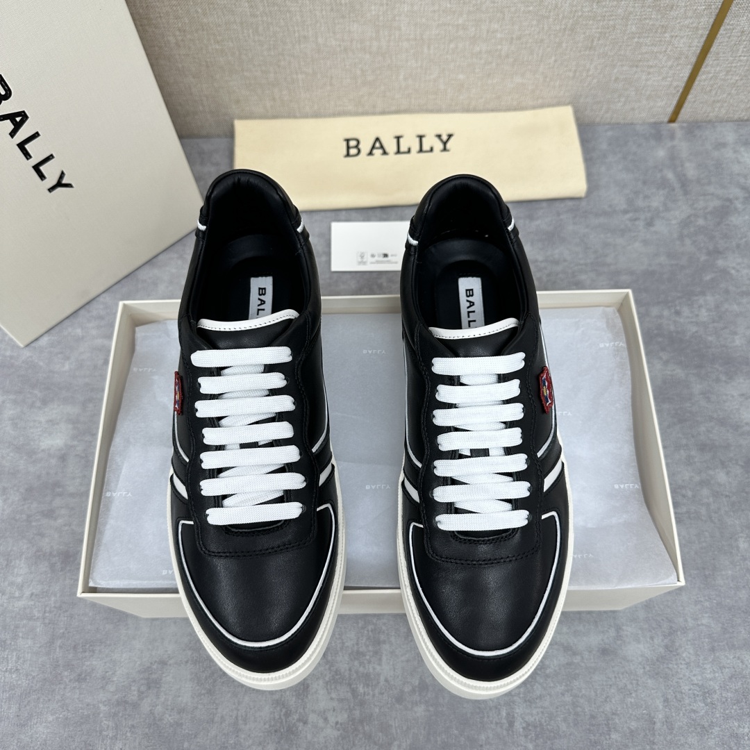 💋💍BL家新品  BAL*Y/巴-利 男士皮革休闲运动鞋出货
，经典休闲运动鞋型，鞋面采用小牛皮和绒面皮