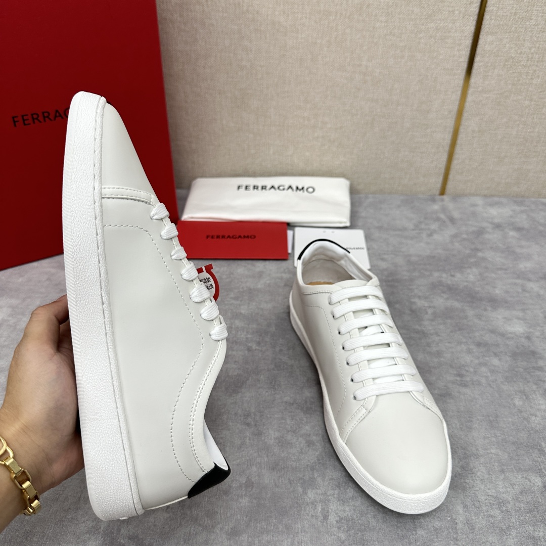 💋💍SF家新品 菲拉～ GANCINI运动鞋板鞋  官方  5,800   以Ferragam* 特有的