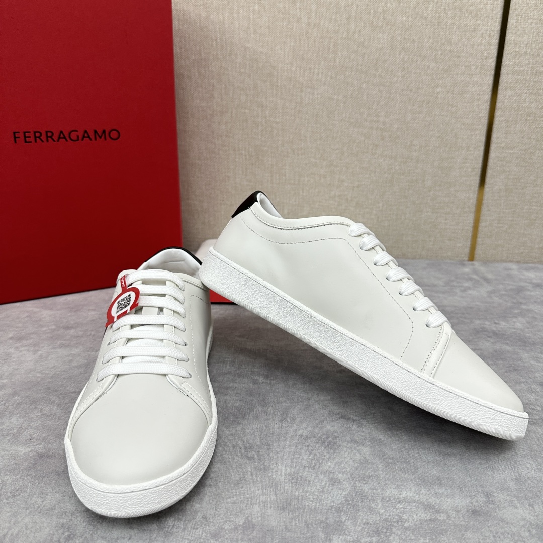 💋💍SF家新品 菲拉～ GANCINI运动鞋板鞋  官方  5,800   以Ferragam* 特有的
