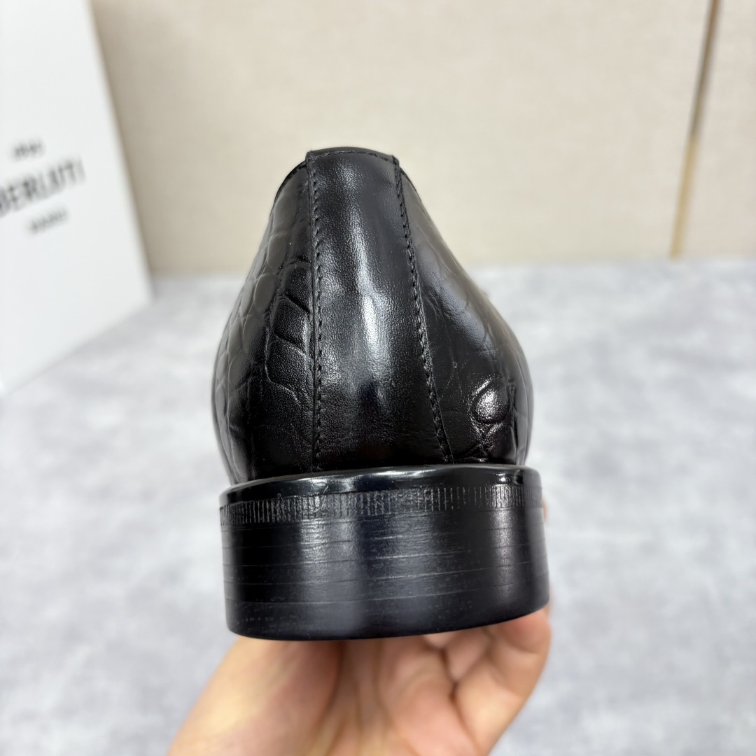 💋 💍 Burlut* 布鲁提 手工擦色牛皮牛津鞋 男 士正装鞋皮鞋👞 此款系带浅口鞋采用进口牛皮/