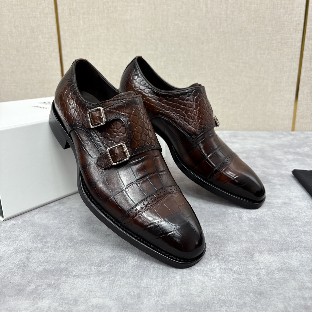 💋 💍 Burlut* 布鲁提 手工擦色牛皮牛津鞋 男 士正装鞋皮鞋👞 此款系带浅口鞋采用进口牛皮/