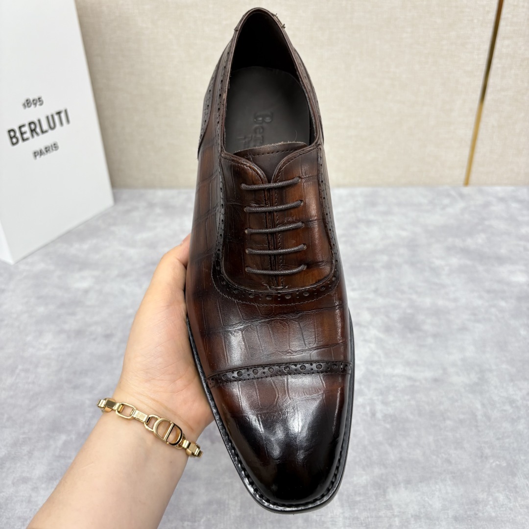 💋 💍 Burlut* 布鲁提 手工擦色牛皮牛津鞋 男 士正装鞋皮鞋👞 此款系带浅口鞋采用进口牛皮/