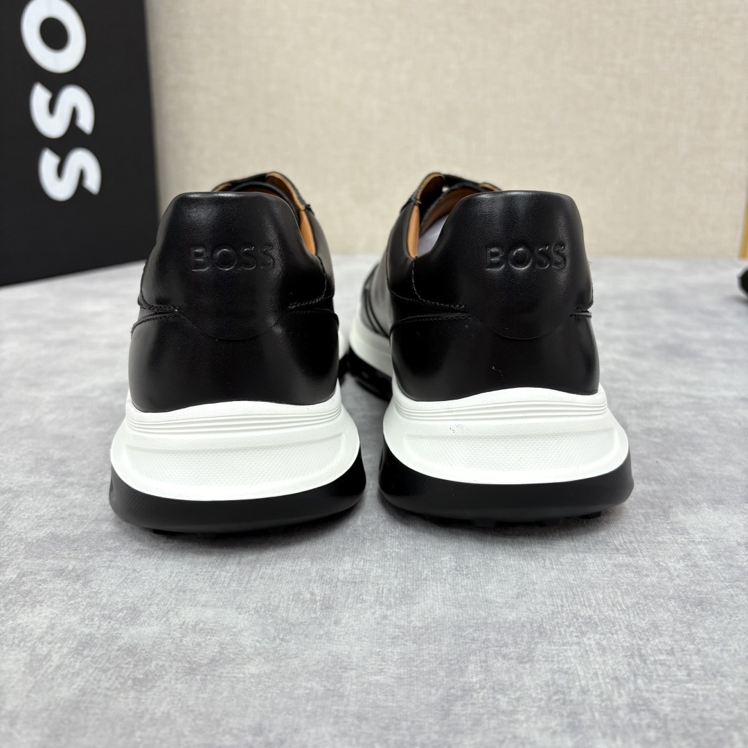 💋💍 HUGO BOSS LEATHER TRAINERS WITH RUBBER OUTSOLE 领