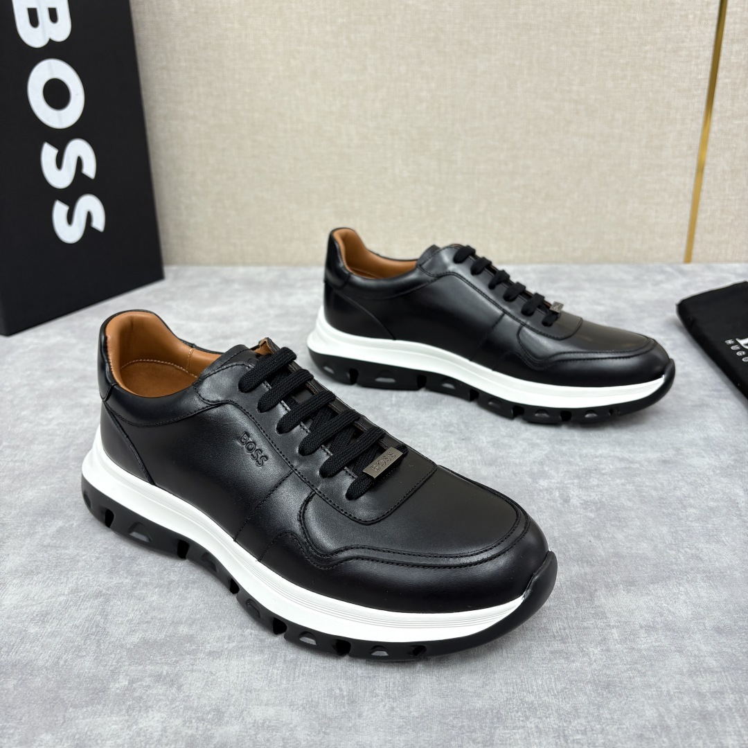 💋💍 HUGO BOSS LEATHER TRAINERS WITH RUBBER OUTSOLE 领