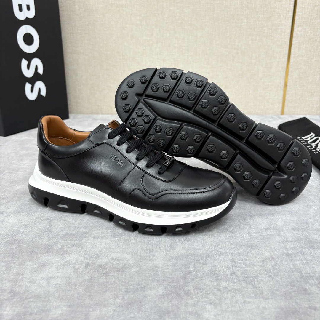 💋💍 HUGO BOSS LEATHER TRAINERS WITH RUBBER OUTSOLE 领