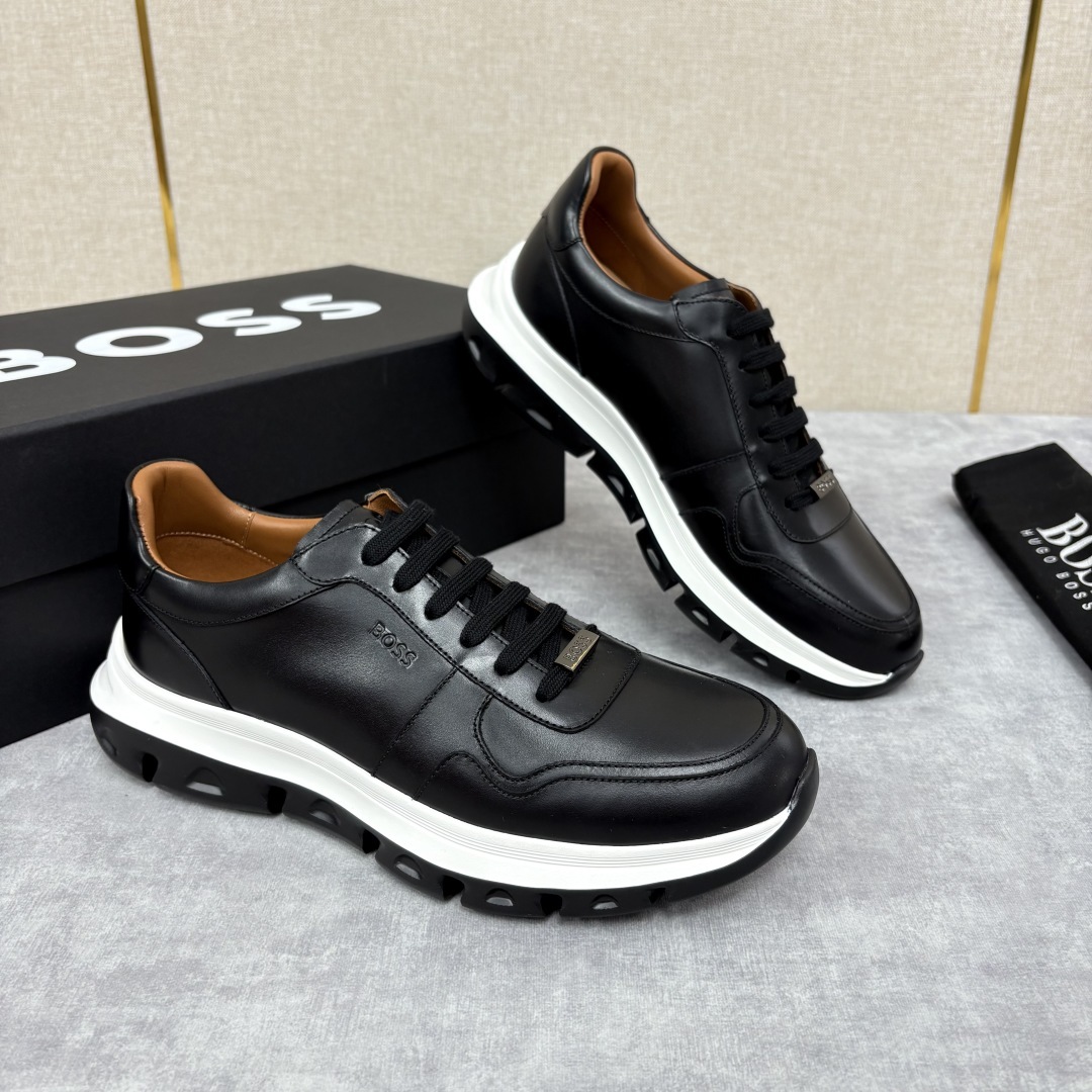 💋💍 HUGO BOSS LEATHER TRAINERS WITH RUBBER OUTSOLE 领