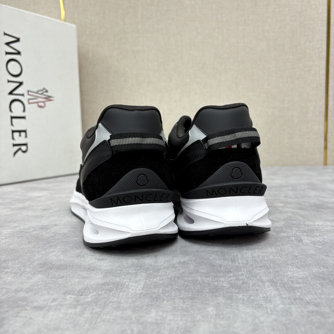 💋💍Moncle* 蒙-口 新品男士休闲运动鞋 选用多种材质拼接撞色设计 具有舒适防