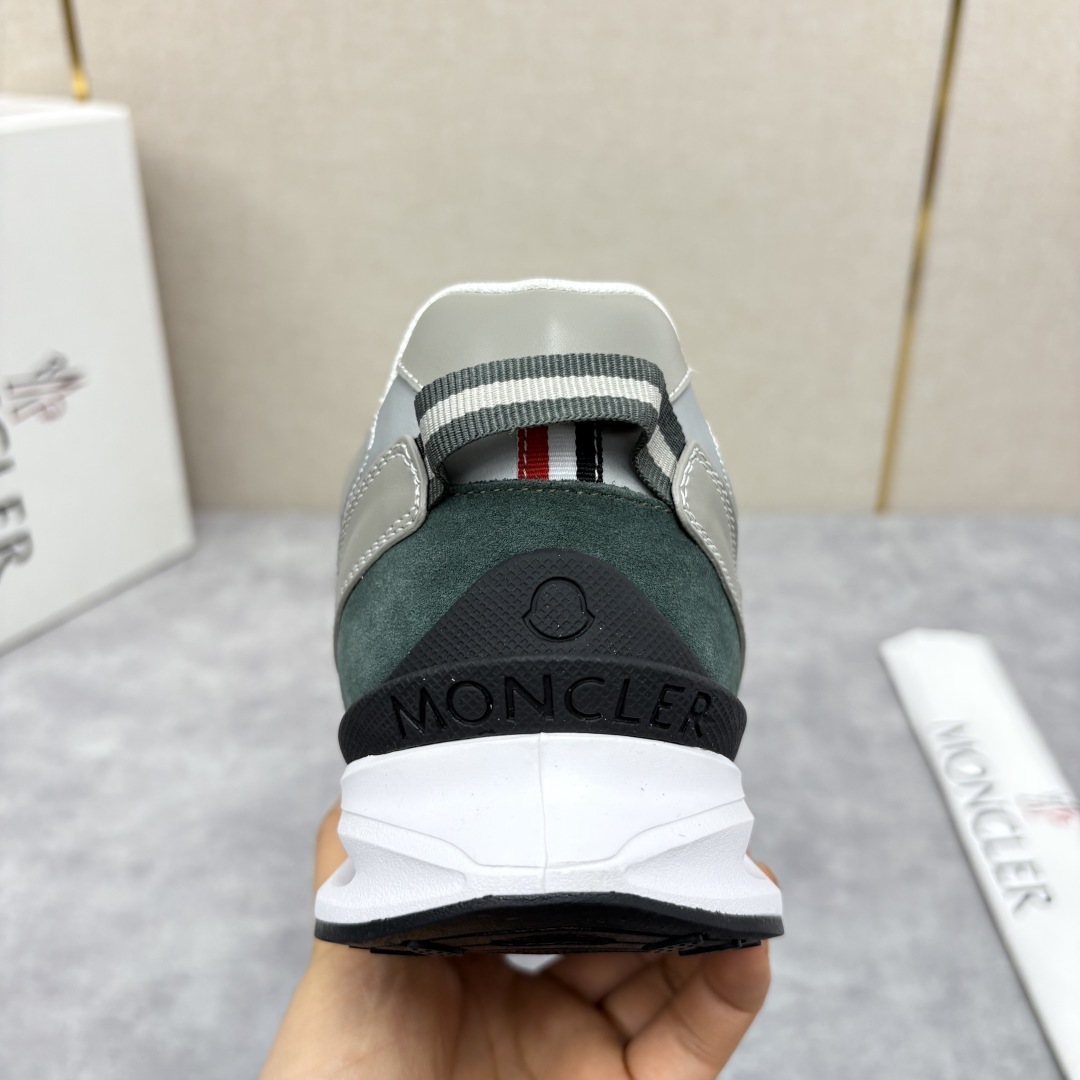 💋💍Moncle* 蒙-口 新品男士休闲运动鞋 选用多种材质拼接撞色设计 具有舒适防