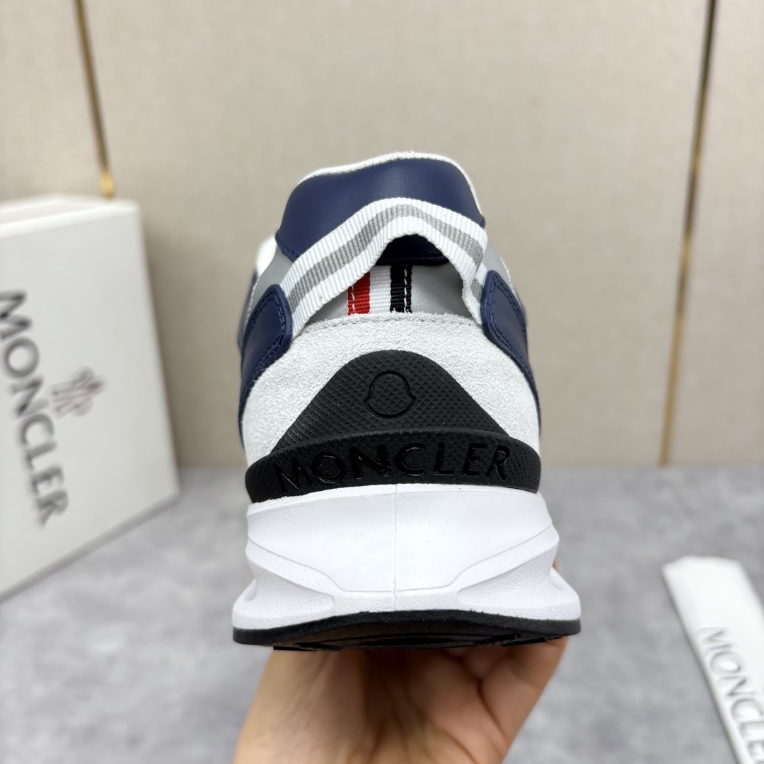 💋💍Moncle* 蒙-口 新品男士休闲运动鞋 选用多种材质拼接撞色设计 具有舒适防
