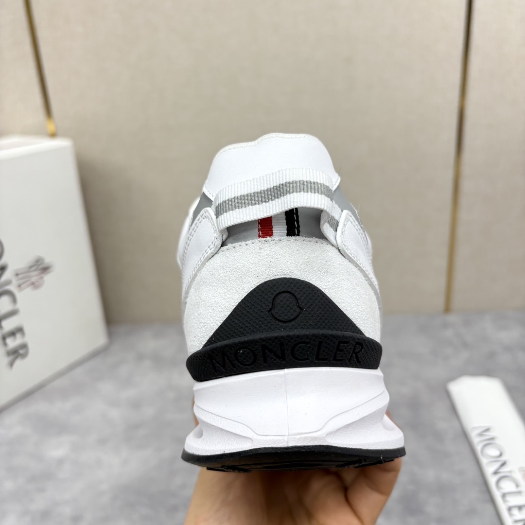 💋💍Moncle*   蒙-口   新品男士休闲运动鞋     选用多种材质拼接撞色设计   具有舒适防