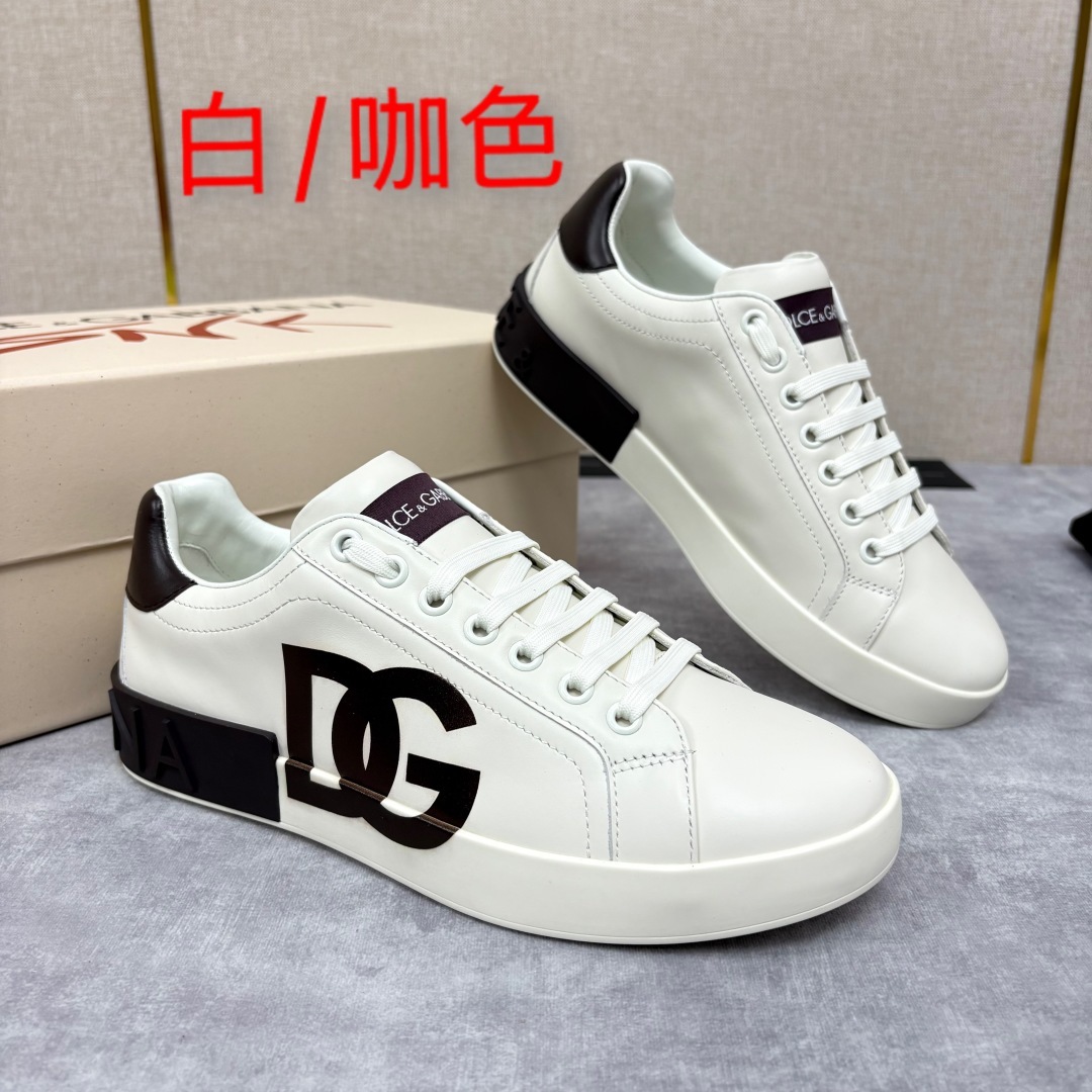 💋💍D &G 杜嘉-班纳(Dolce & Gabban*) 挑选您的全新运动鞋板鞋。简约廓形缀以对比感