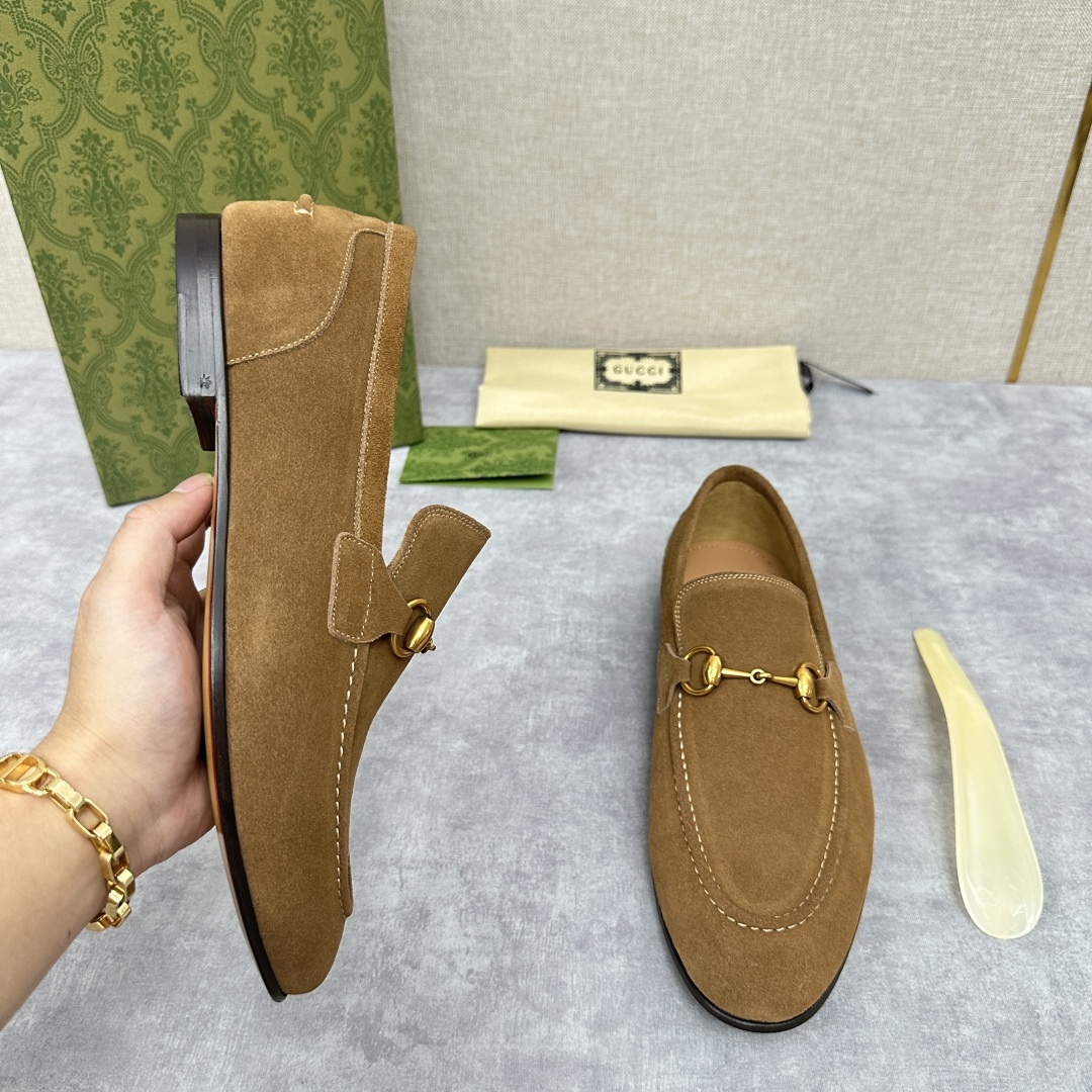 💋💍G家新品 GUCC* 古~ Jordaan系列男士马衔扣改色乐福鞋皮鞋 官方7,600 采用进