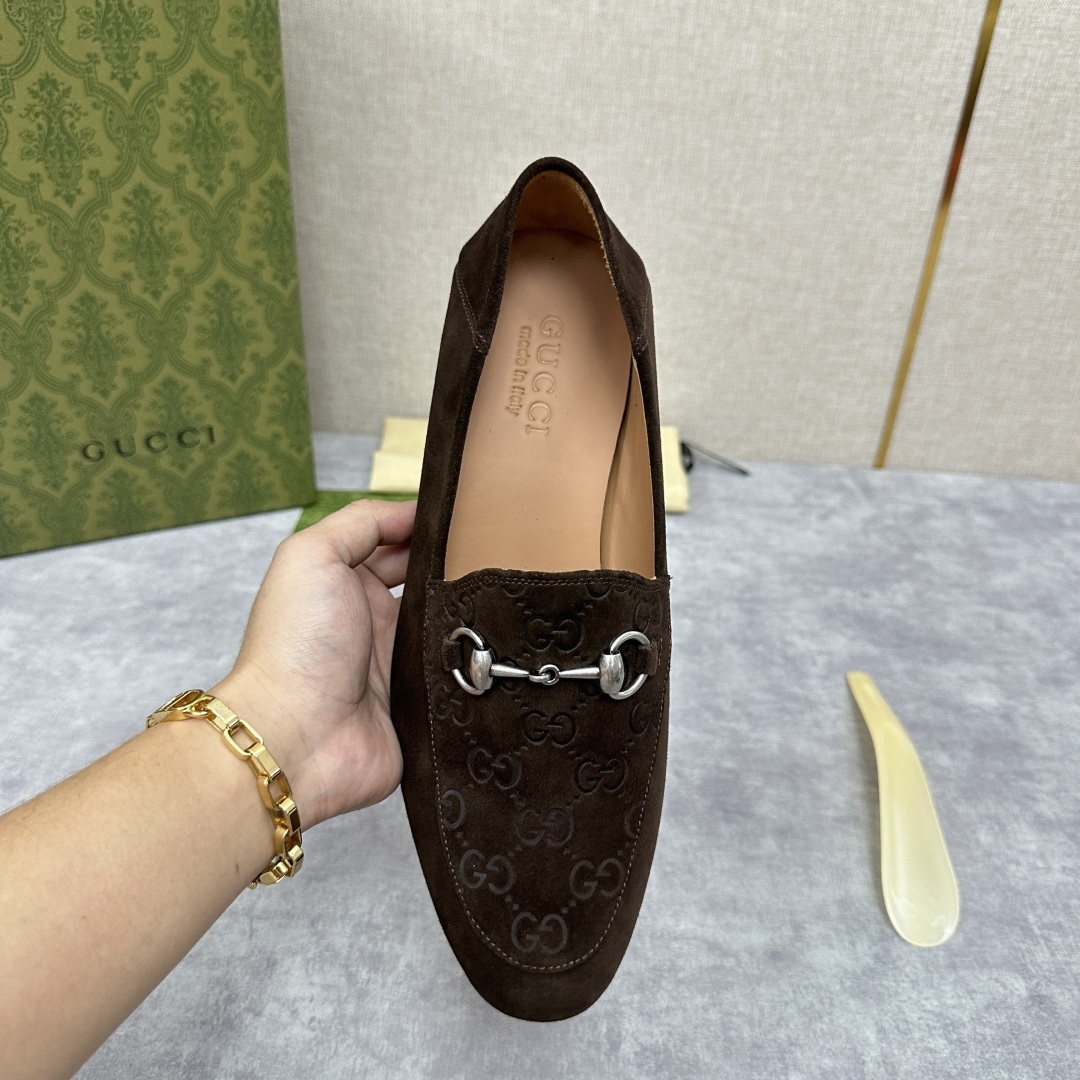💋💍G家新品 GUCC* 古~ Jordaan系列男士马衔扣改色乐福鞋皮鞋 官方7,600 采用进